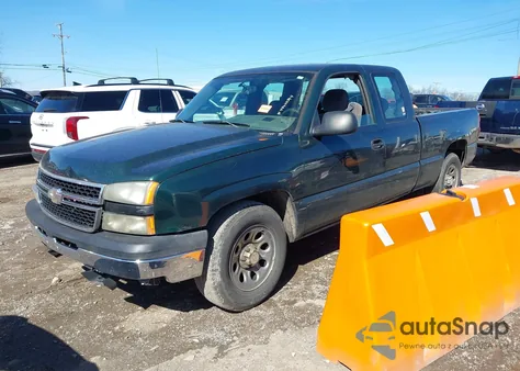 2006 Chevrolet Silverado 1500 Ls z USA, uszkodzony, nr VIN 2GCEC19ZX61319505
